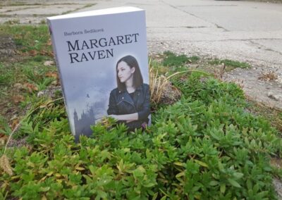 RECENZIA: Barbora Šedíková – Margaret Raven