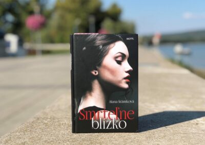 RECENZIA: Hana Šrámková – Smrteľne blízko