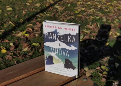 RECENZIA: Christian White – Manželka a vdova