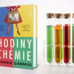 Bestseller Hodiny chémie od Bonnie Garmus vychádza konečne aj v slovenčine