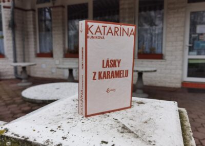 RECENZIA: Katarína Kuniková – Lásky z karamelu