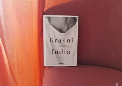 RECENZIA: Zuzana Šimeková – Krásni ľudia