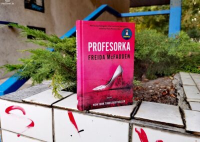 RECENZIA: Freida McFadden – Profesorka