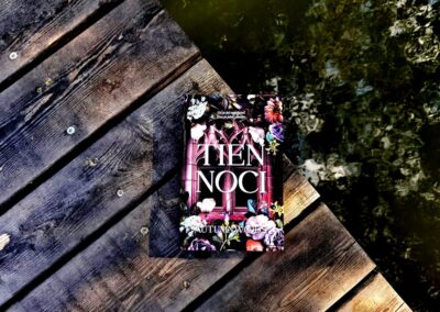 RECENZIA: Autumn Woods – Tieň noci